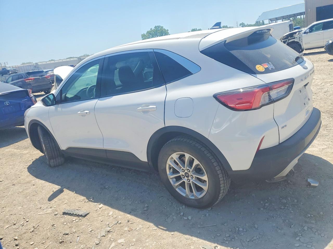 2021 Ford Escape Se - Фото 2