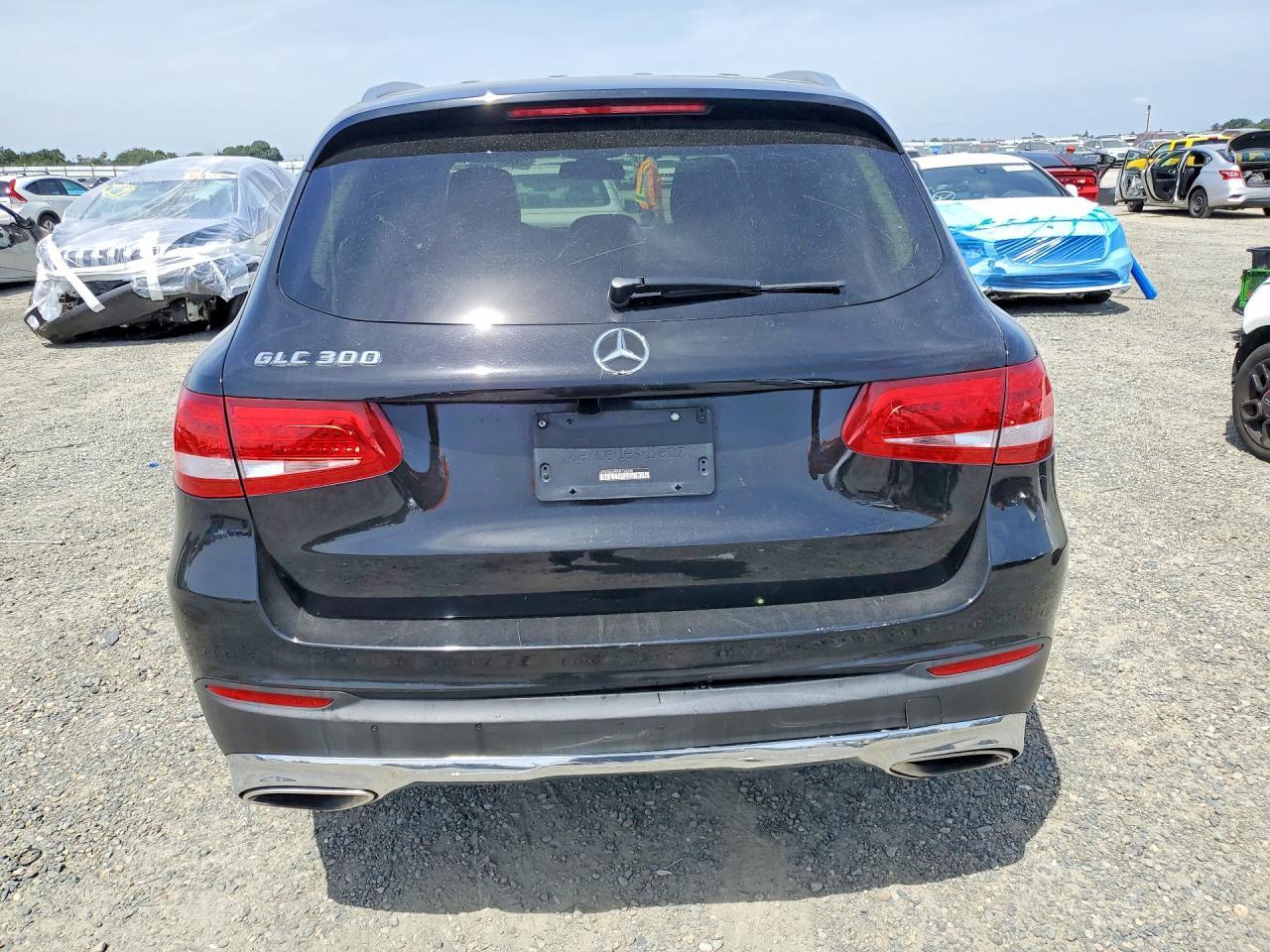 2016 Mercedes-Benz Glc 300 - Image 6