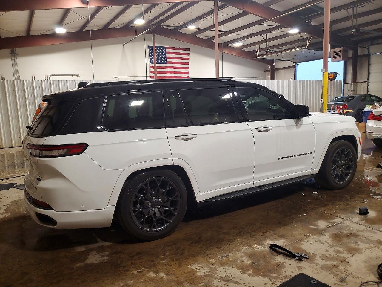 2024 Jeep Grand Cherokee L Summit - Фото 3
