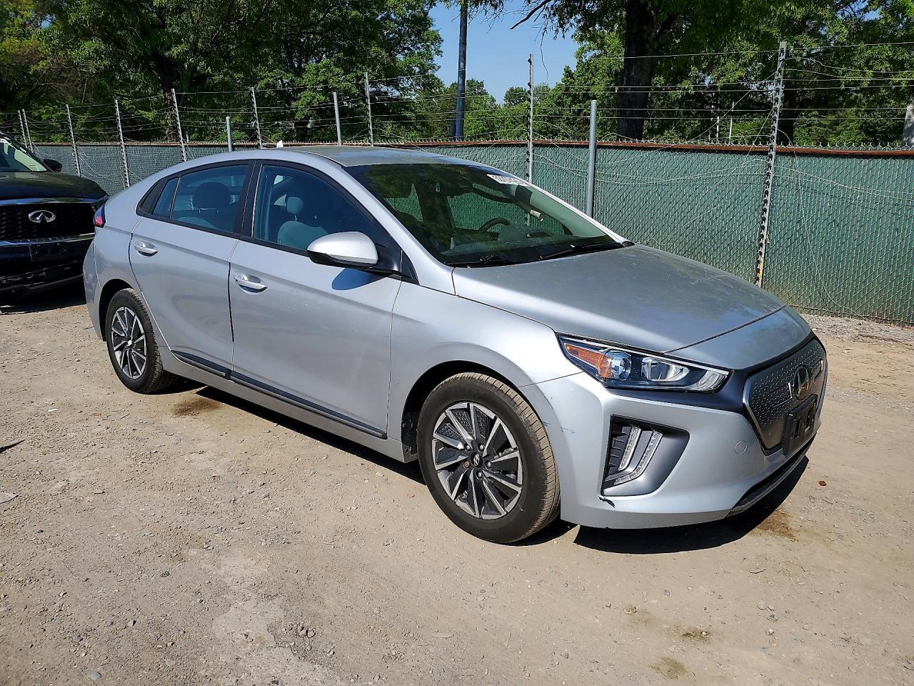 2021 Hyundai Ioniq Se - Image 4