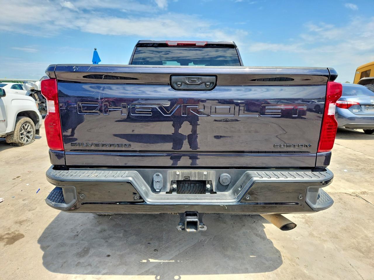 2024 Chevrolet Silverado K2500 Custom - Image 6