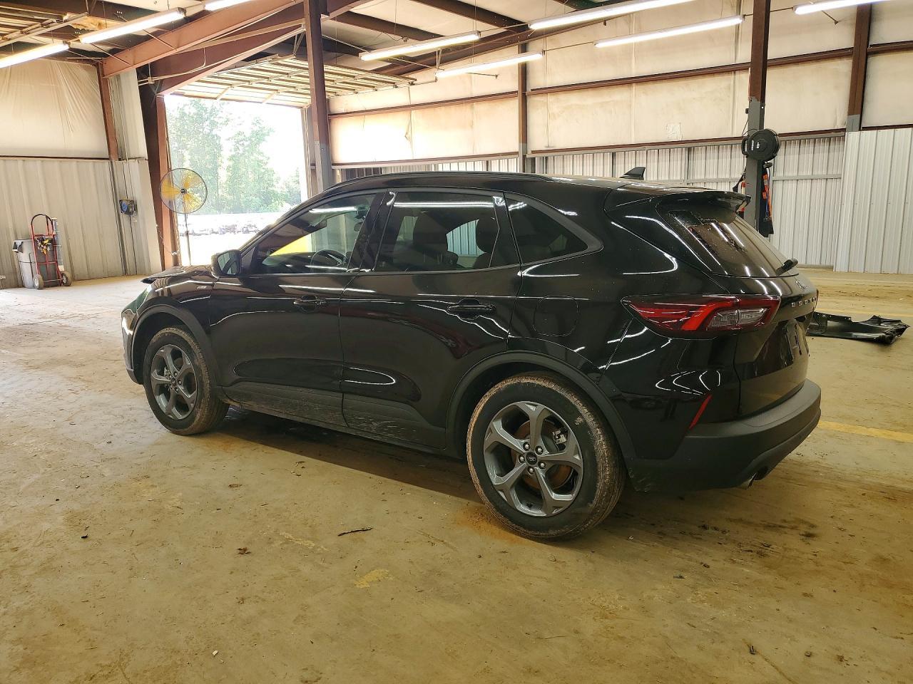 2025 Ford Escape St Line Select - Image 2