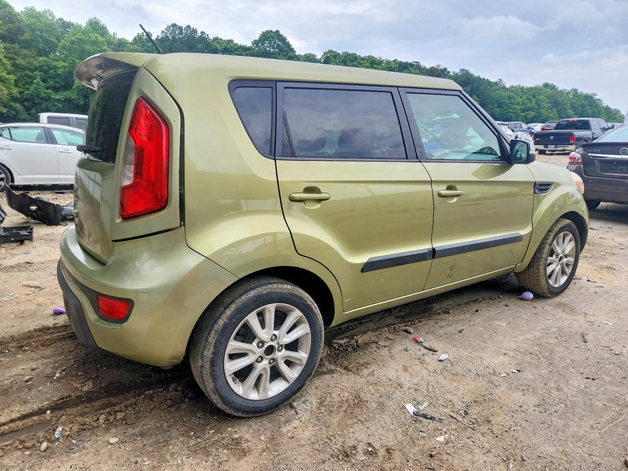 2013 Kia Soul + - Фото 3