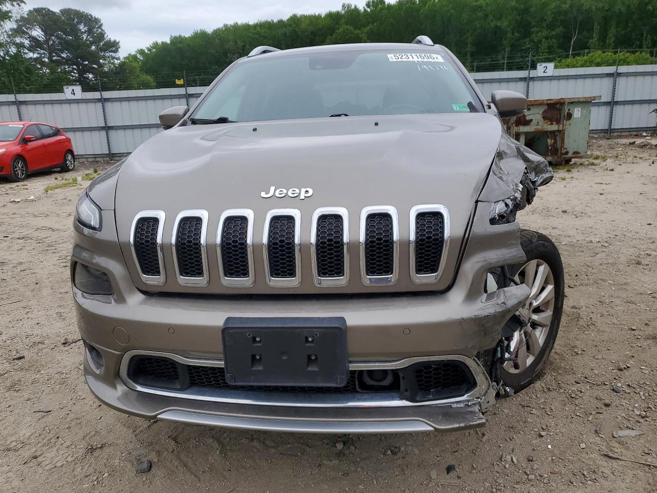 2016 Jeep Cherokee Overland - Image 5