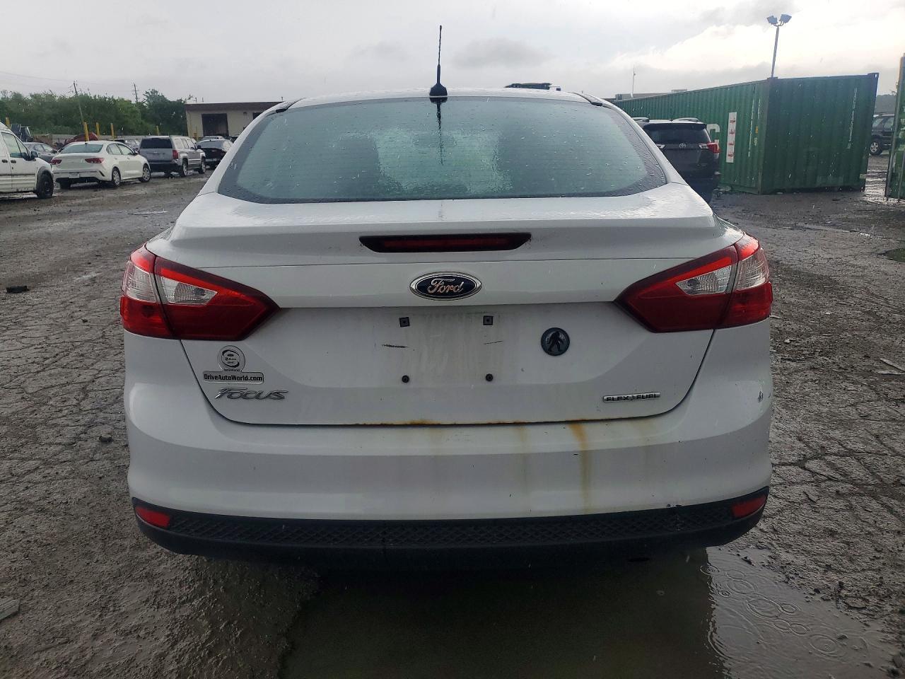 2012 Ford Focus S - Image 6