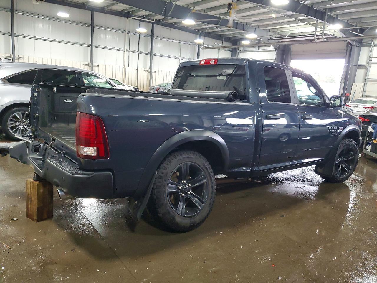 2021 Ram 1500 Classic Slt - Фото 3