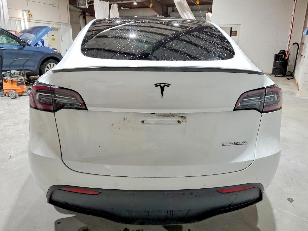 2020 Tesla Model Y - Фото 6