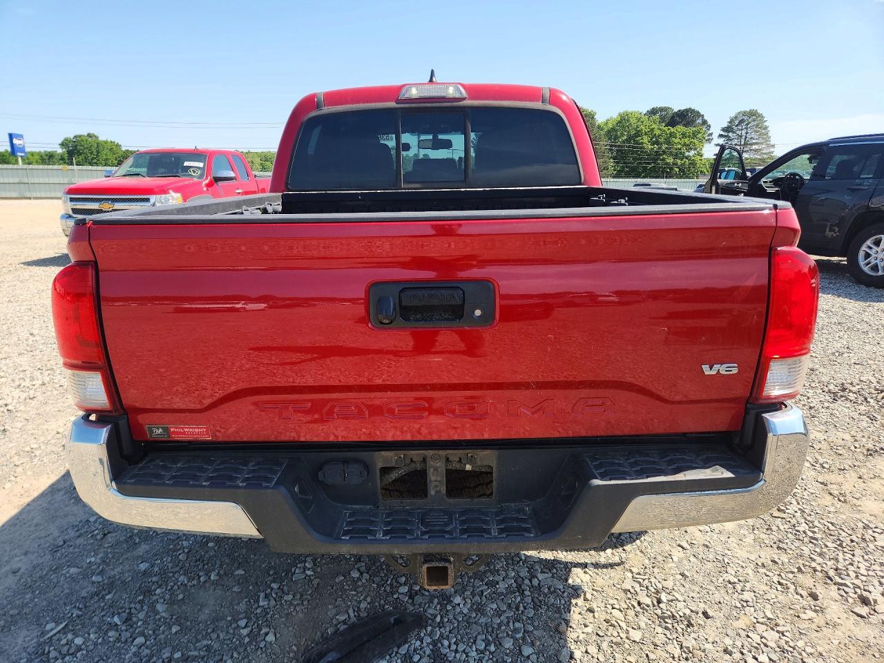 2016 Toyota Tacoma Trd Off-Road - Image 6