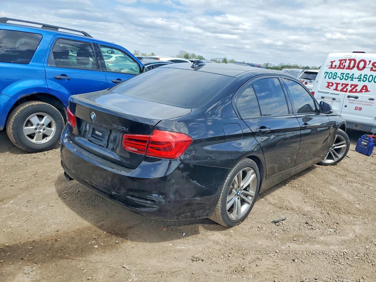 2018 BMW 330 I - Фото 3