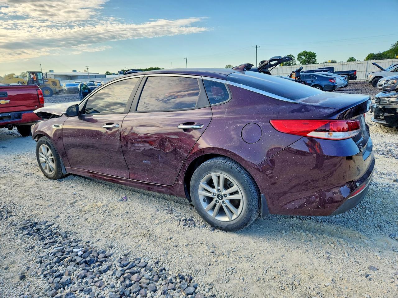 2016 Kia Optima Lx - Фото 2