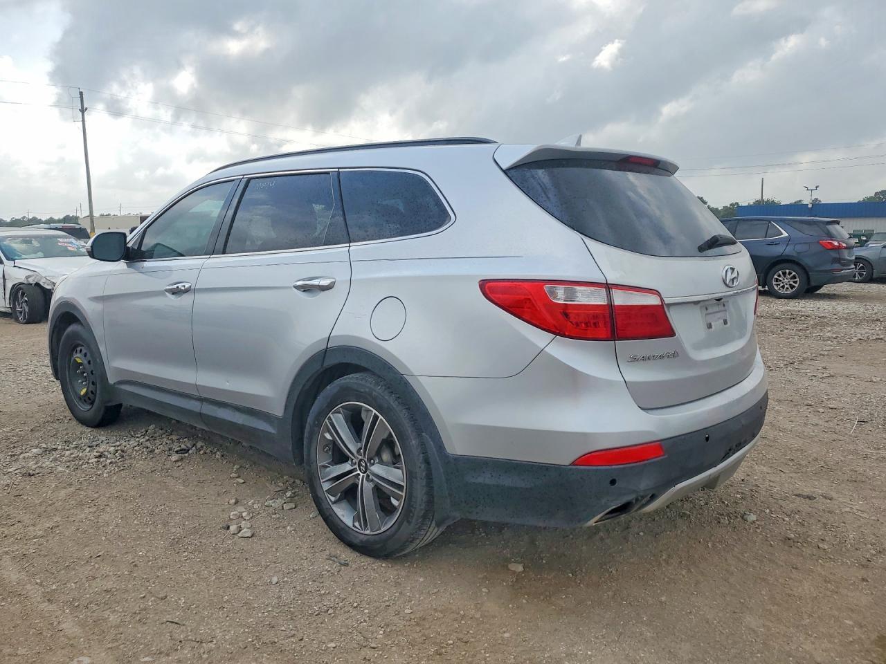 2016 Hyundai Santa Fe Limited - Фото 2