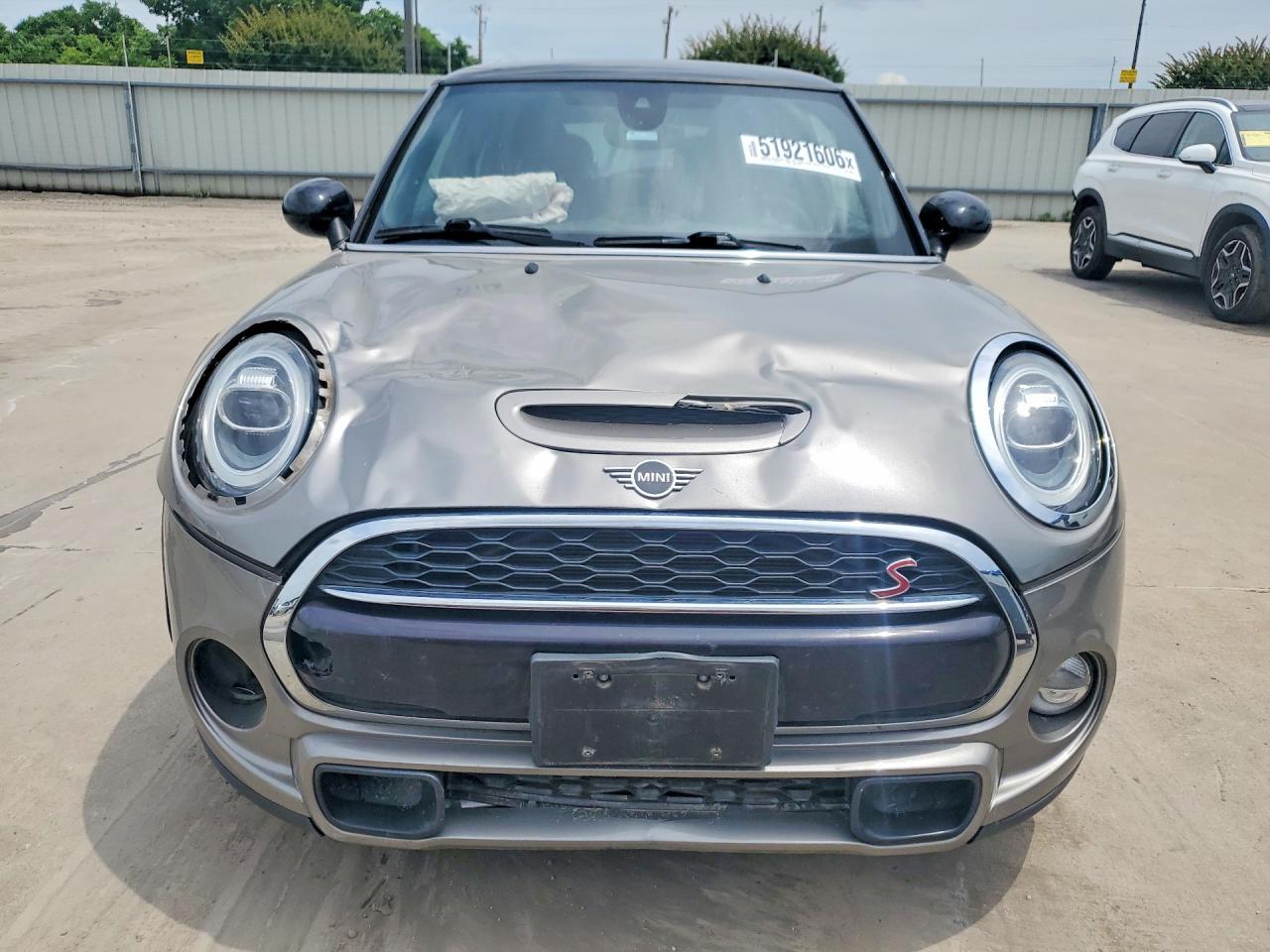 2019 Mini Cooper S - Image 5