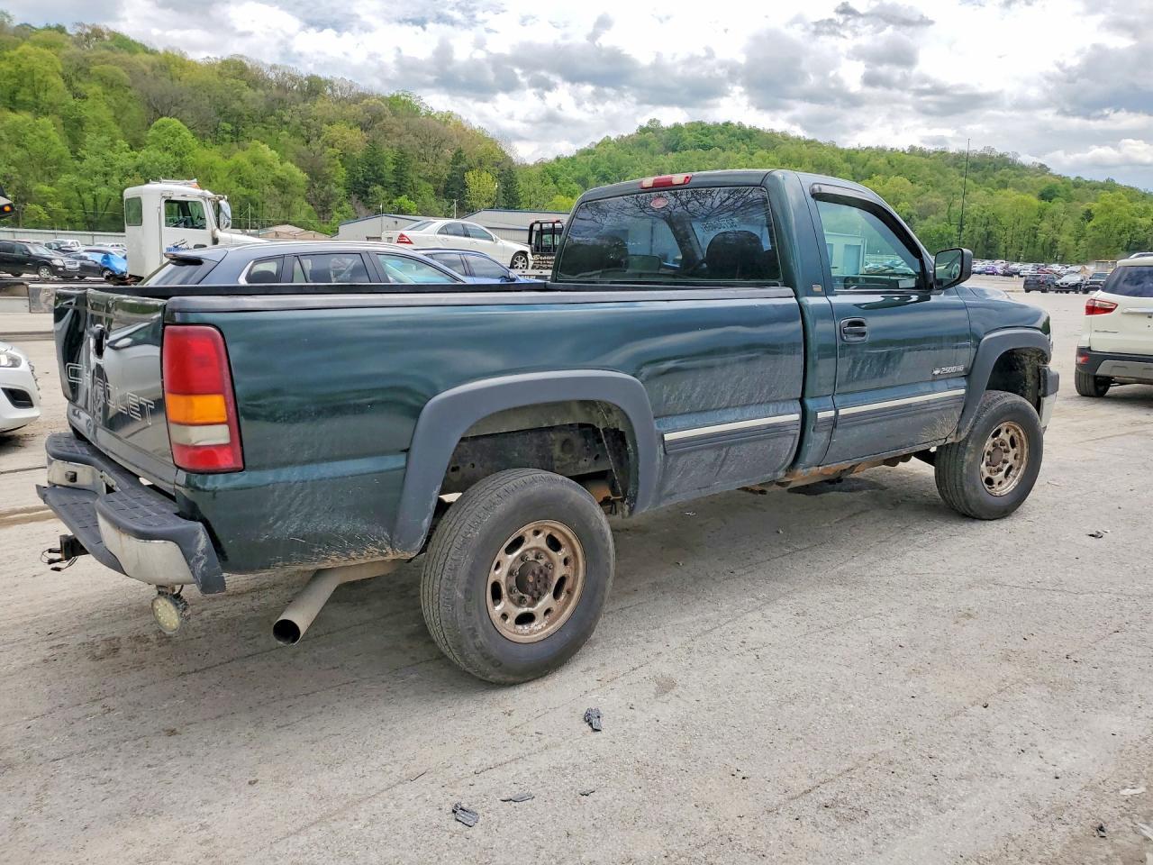 2001 Chevrolet Silverado K2500 Heavy Duty - Фото 3