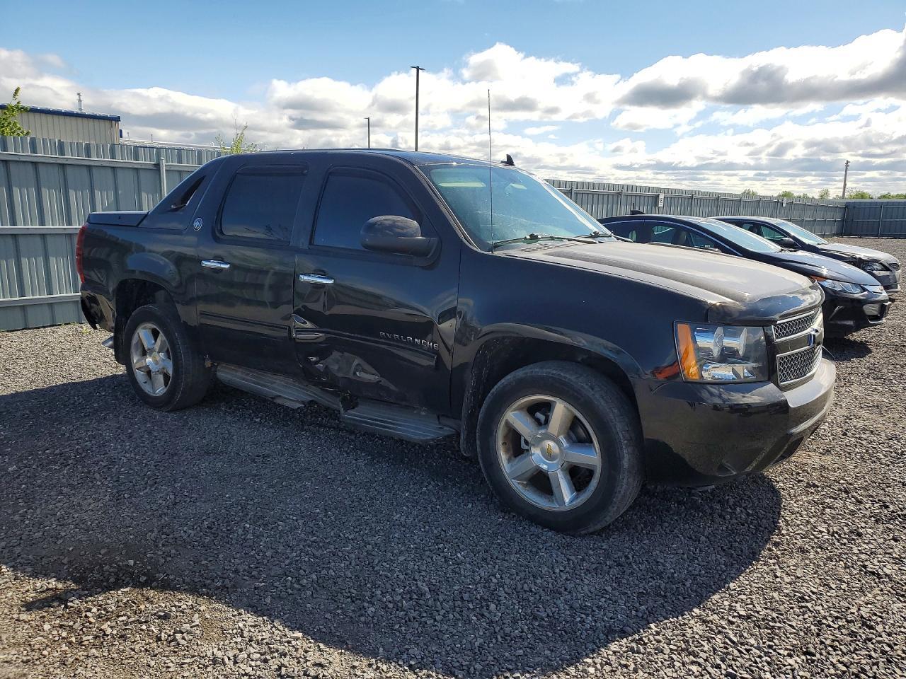 2013 Chevrolet Avalanche Lt - Фото 4