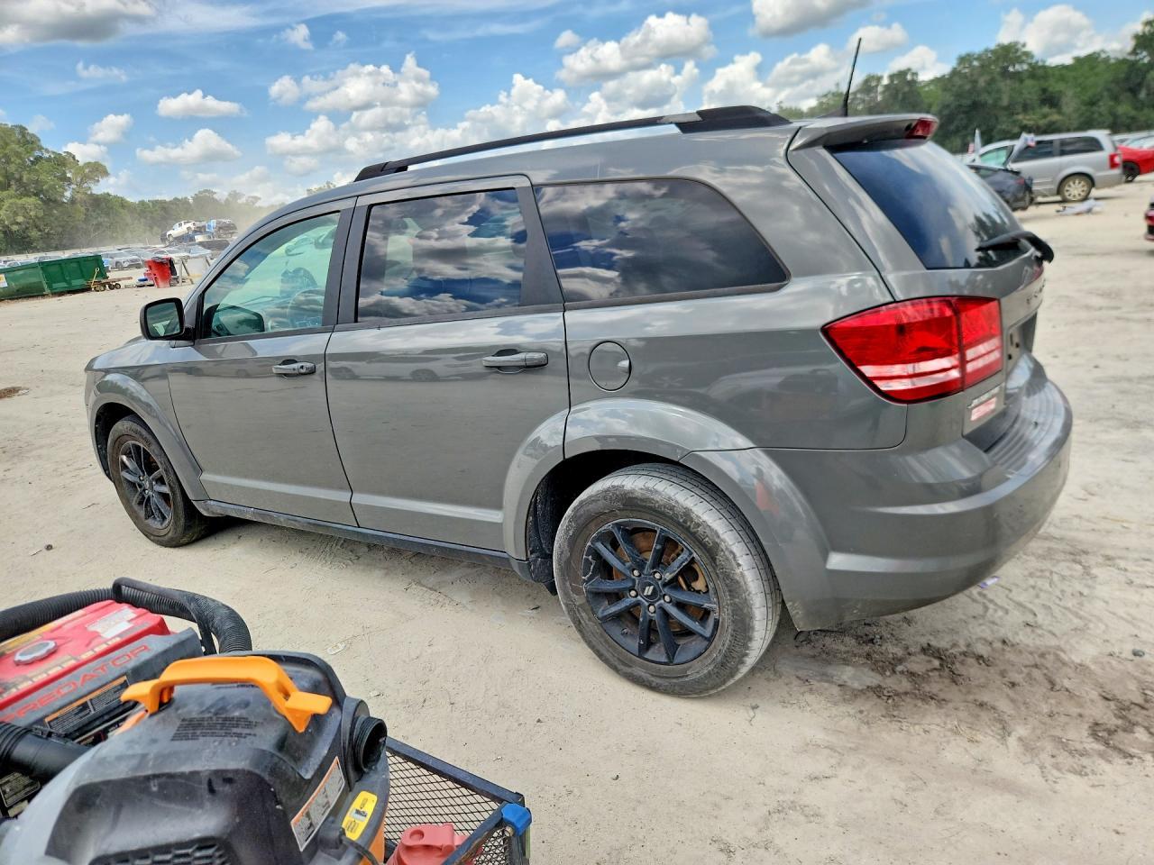 2020 Dodge Journey Se - Фото 2