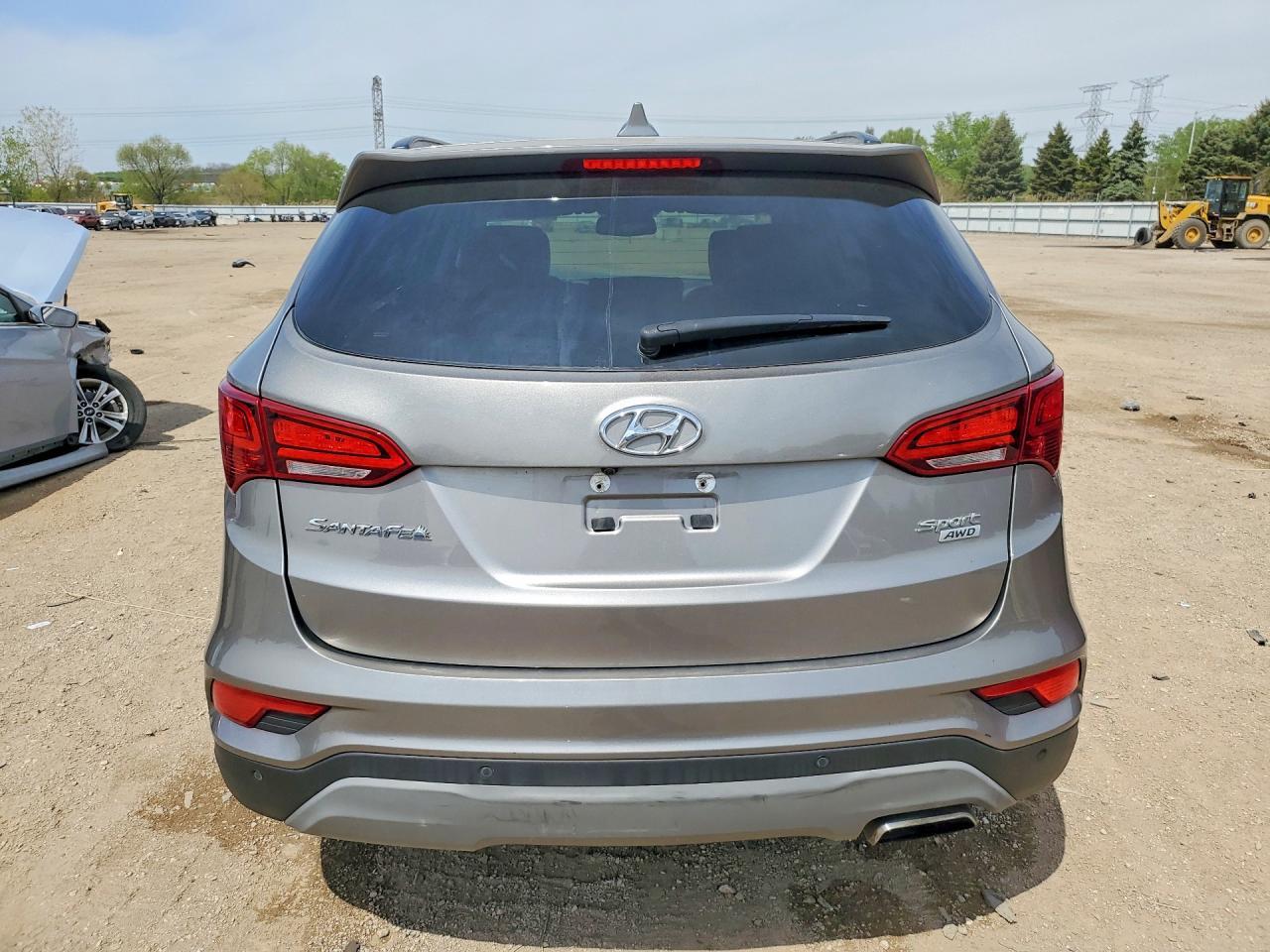 2018 Hyundai Santa Fe Sport 2.4L - Image 6