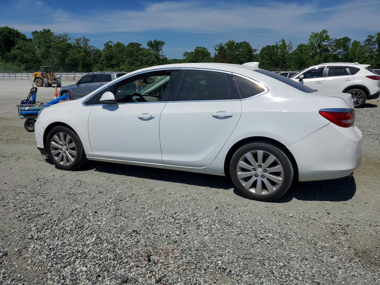 2015 Buick Verano - Фото 2