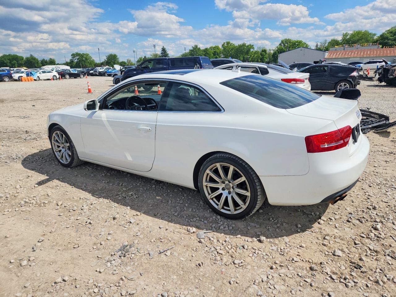 2012 Audi A5 Premium Plus - Фото 2