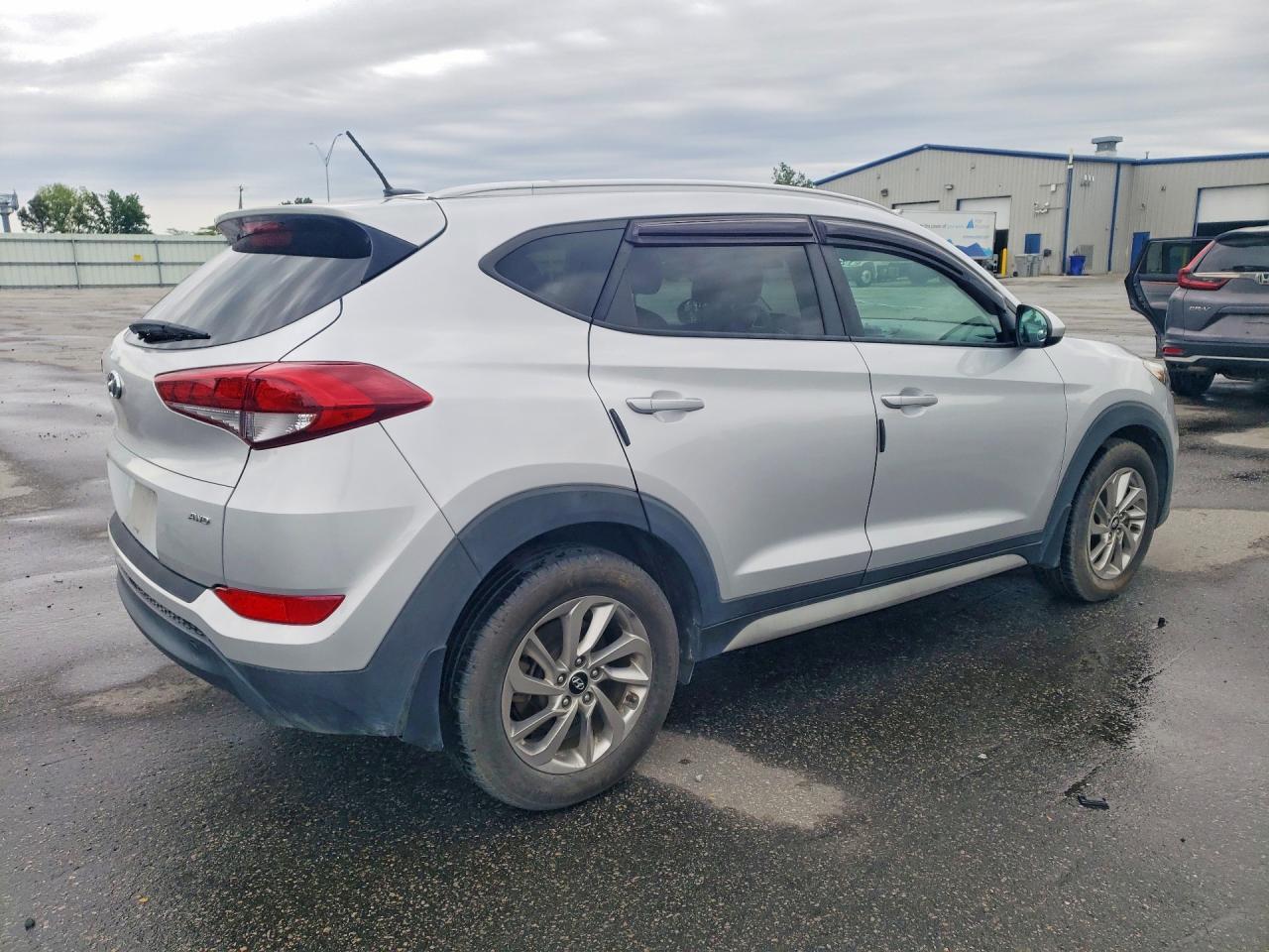 2017 Hyundai Tucson Se - Image 3