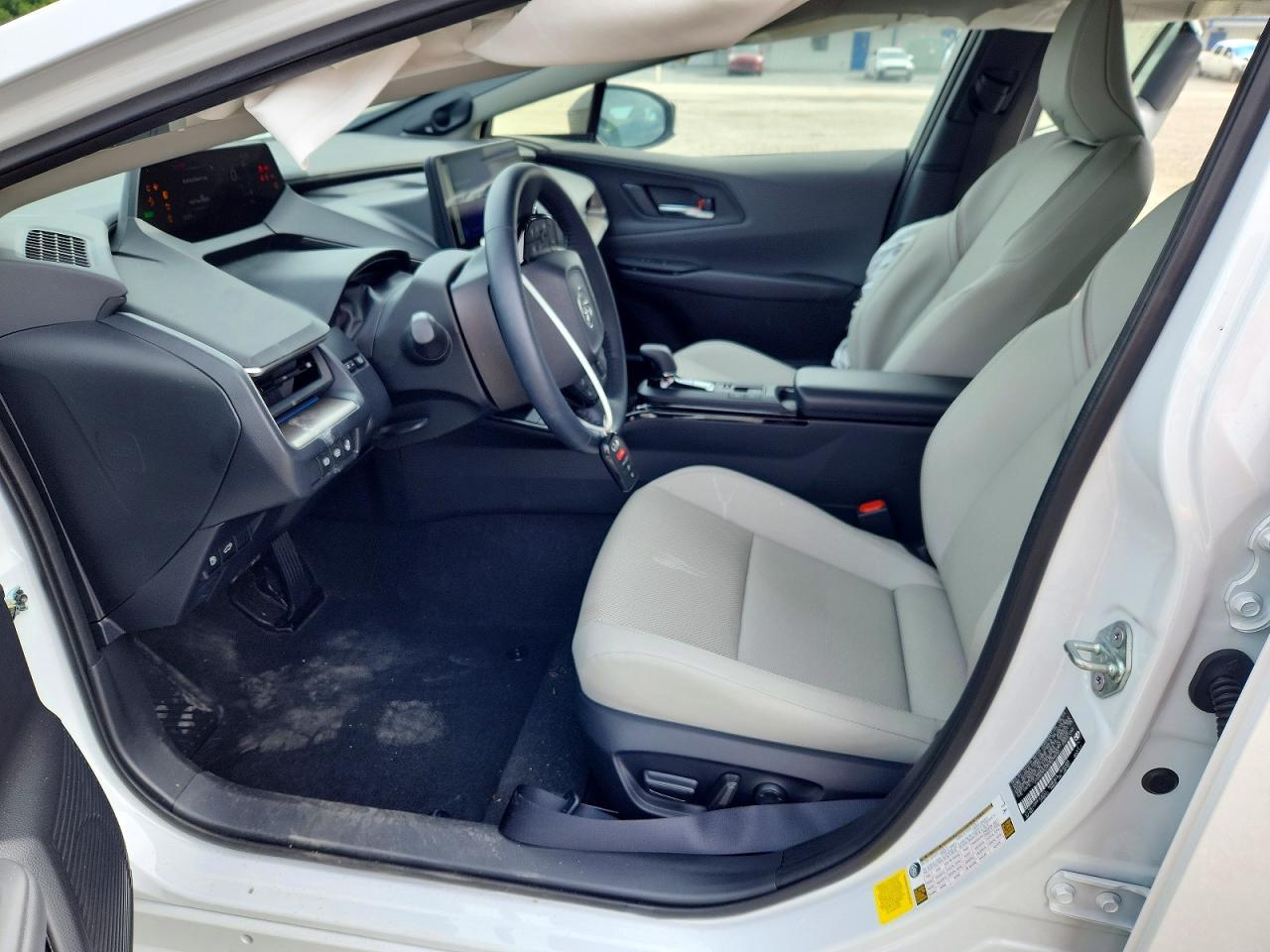 2024 Toyota Prius Limited - Фото 7
