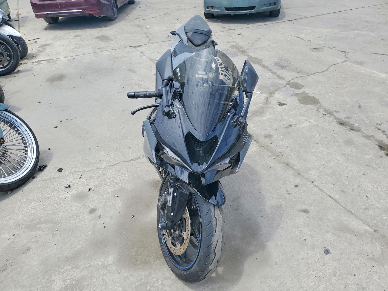 2025 Kawasaki Zx636 K - Фото 2
