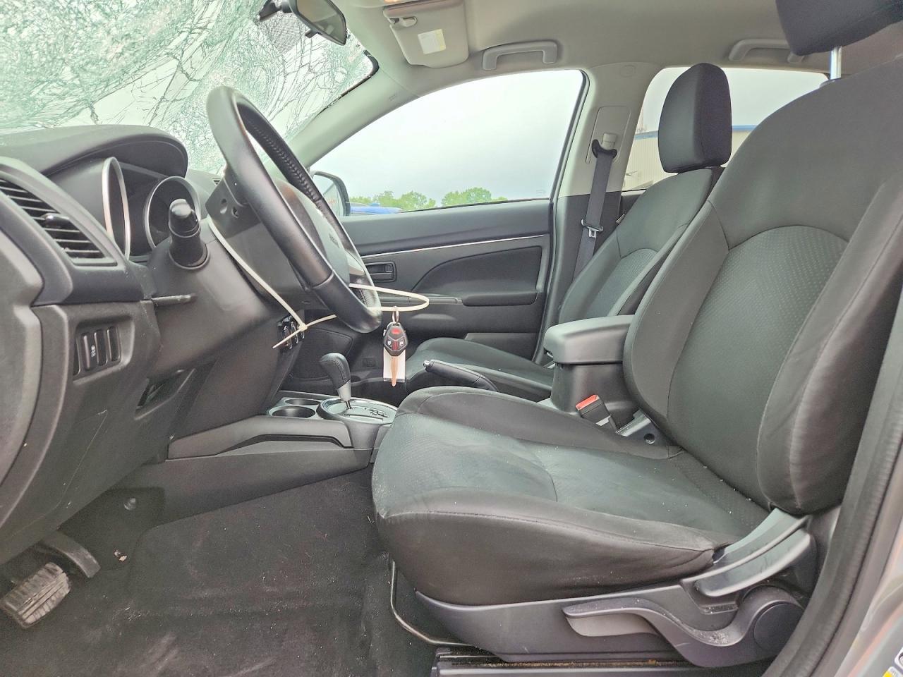 2015 Mitsubishi Outlander Sport Es - Image 7