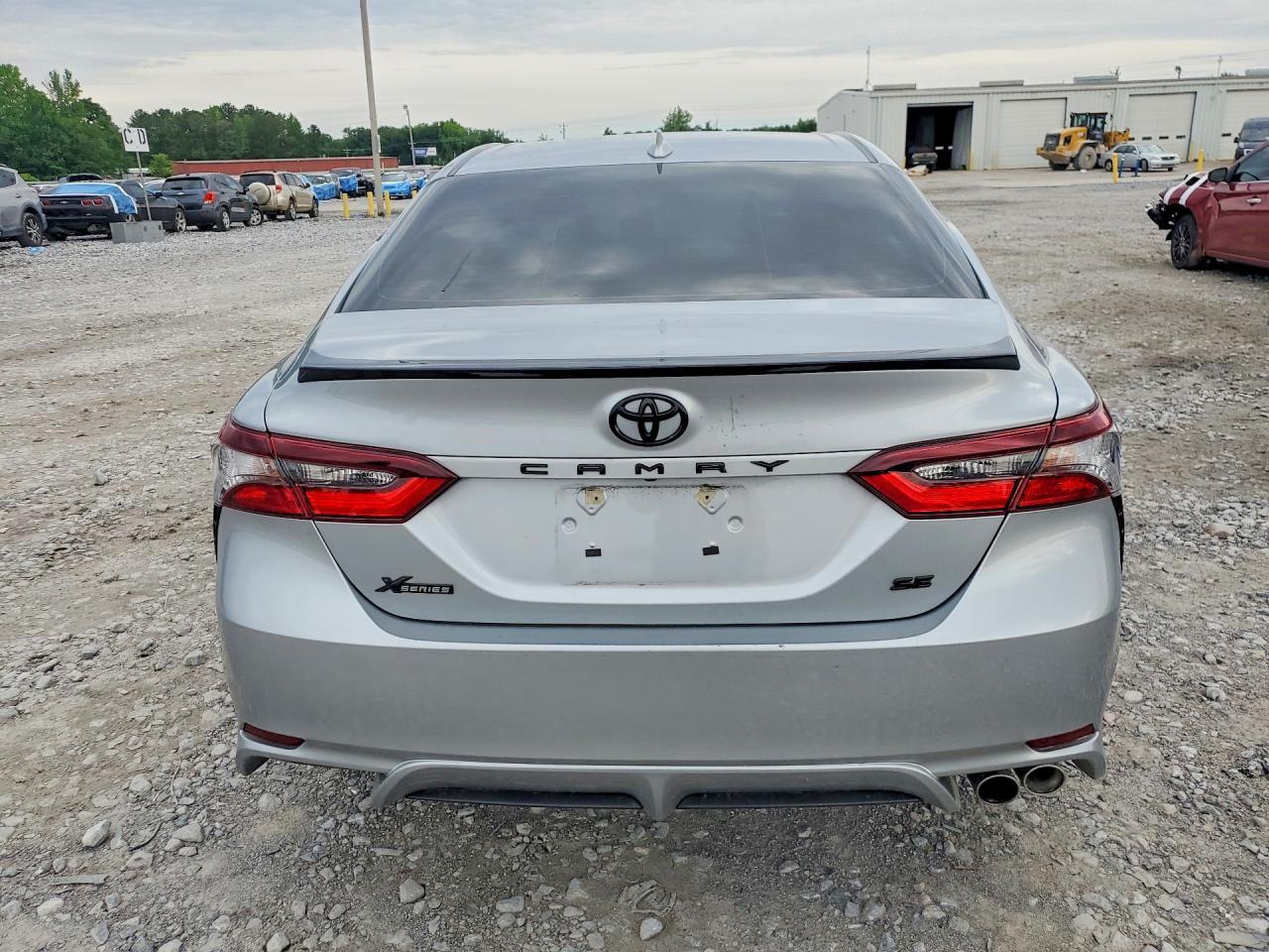 2023 Toyota Camry Se - Image 6