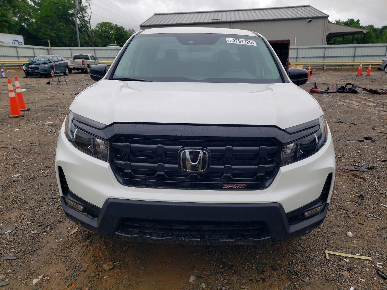 2025 Honda Ridgeline Sport - Image 5