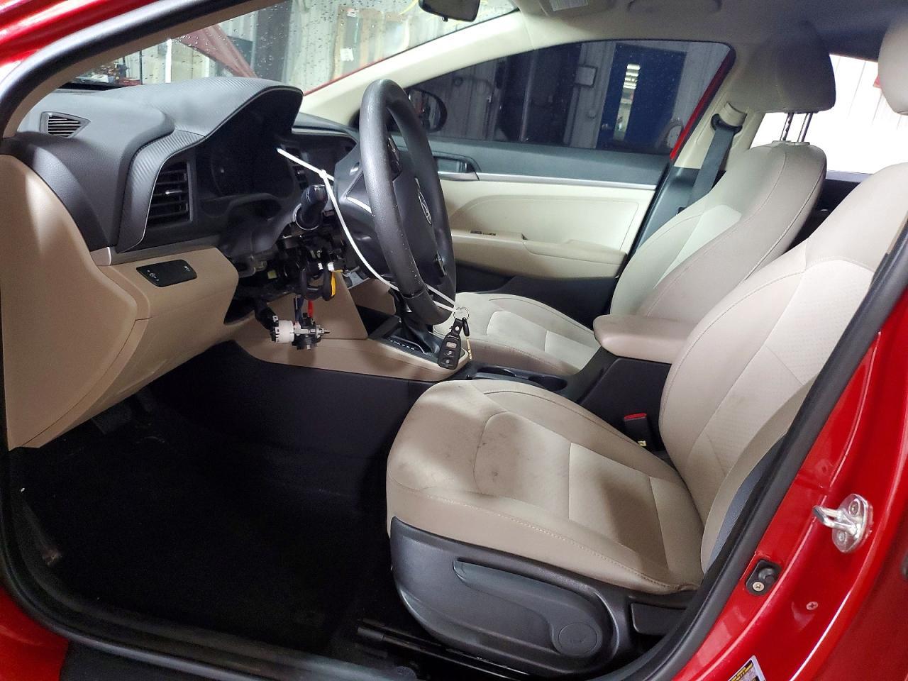 2019 Hyundai Elantra Se - Image 7