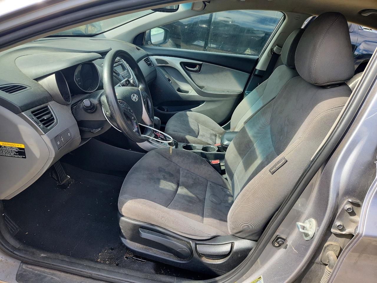2013 Hyun Elantra - Image 7