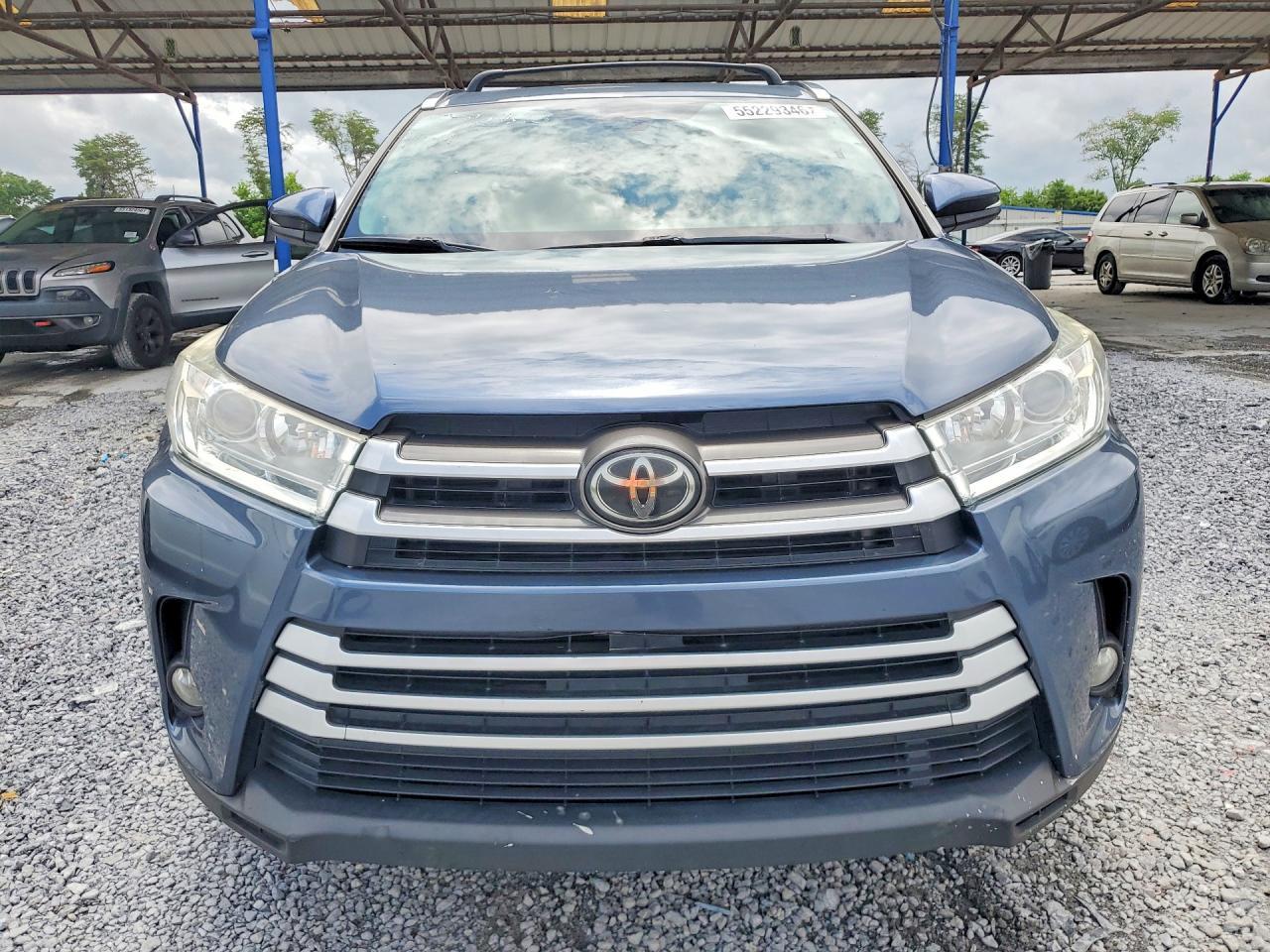 2019 Toyota Highlander Xle - Image 5