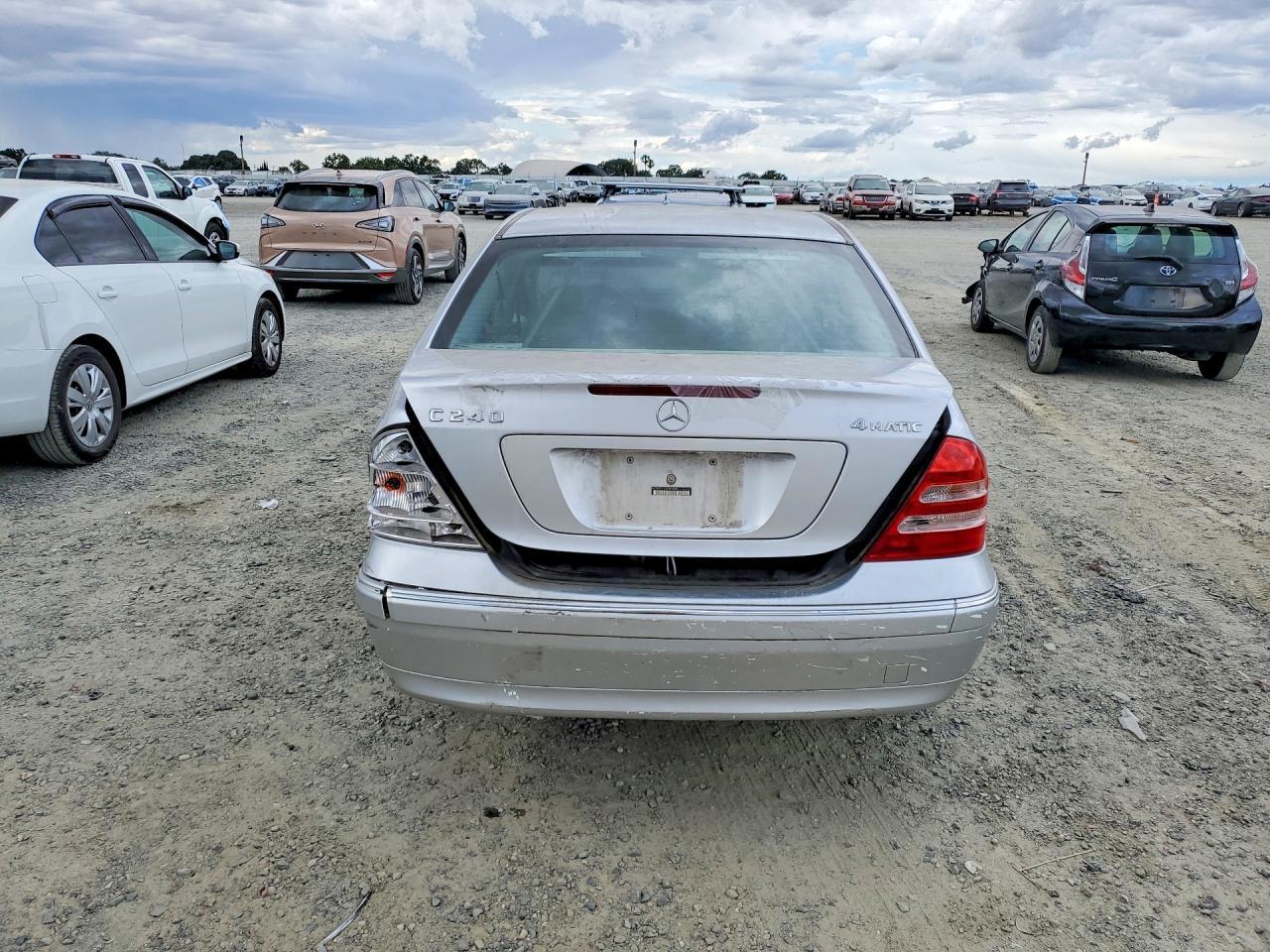 2003 Mercedes-Benz C 240 4Matic - Image 6