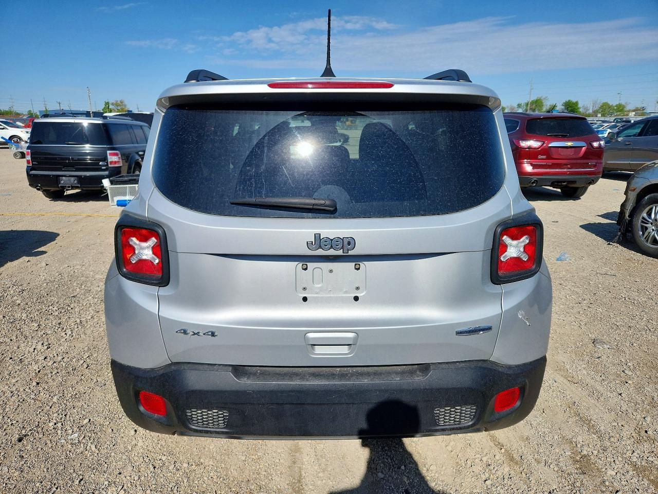 2019 Jeep Renegade - Фото 6