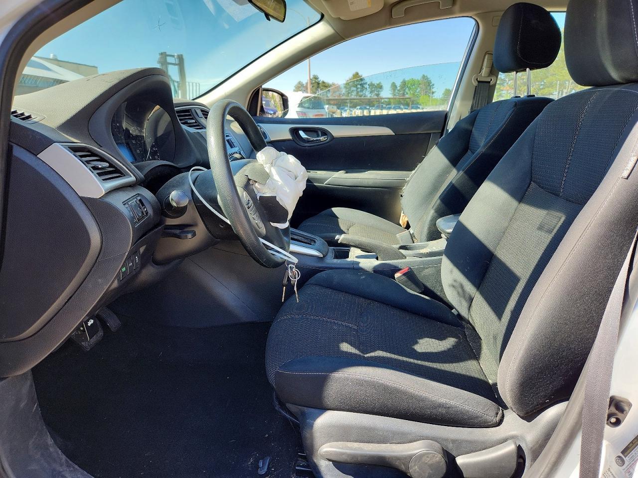 2017 Nissan Sentra S - Image 7