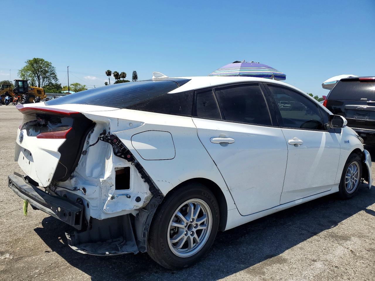 2018 Toyota Prius Prime Premium - Фото 3