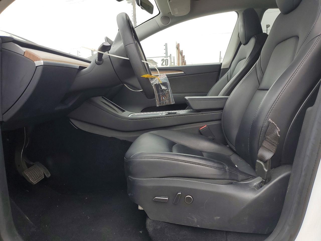 2023 Tesla Model Y - Фото 7