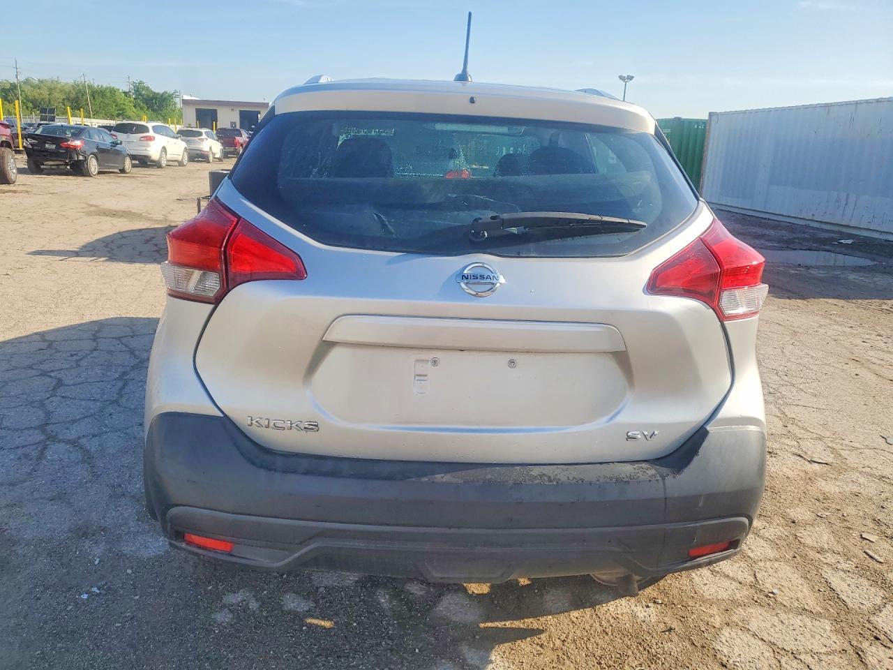 2019 Nissan Kicks Sv - Image 6