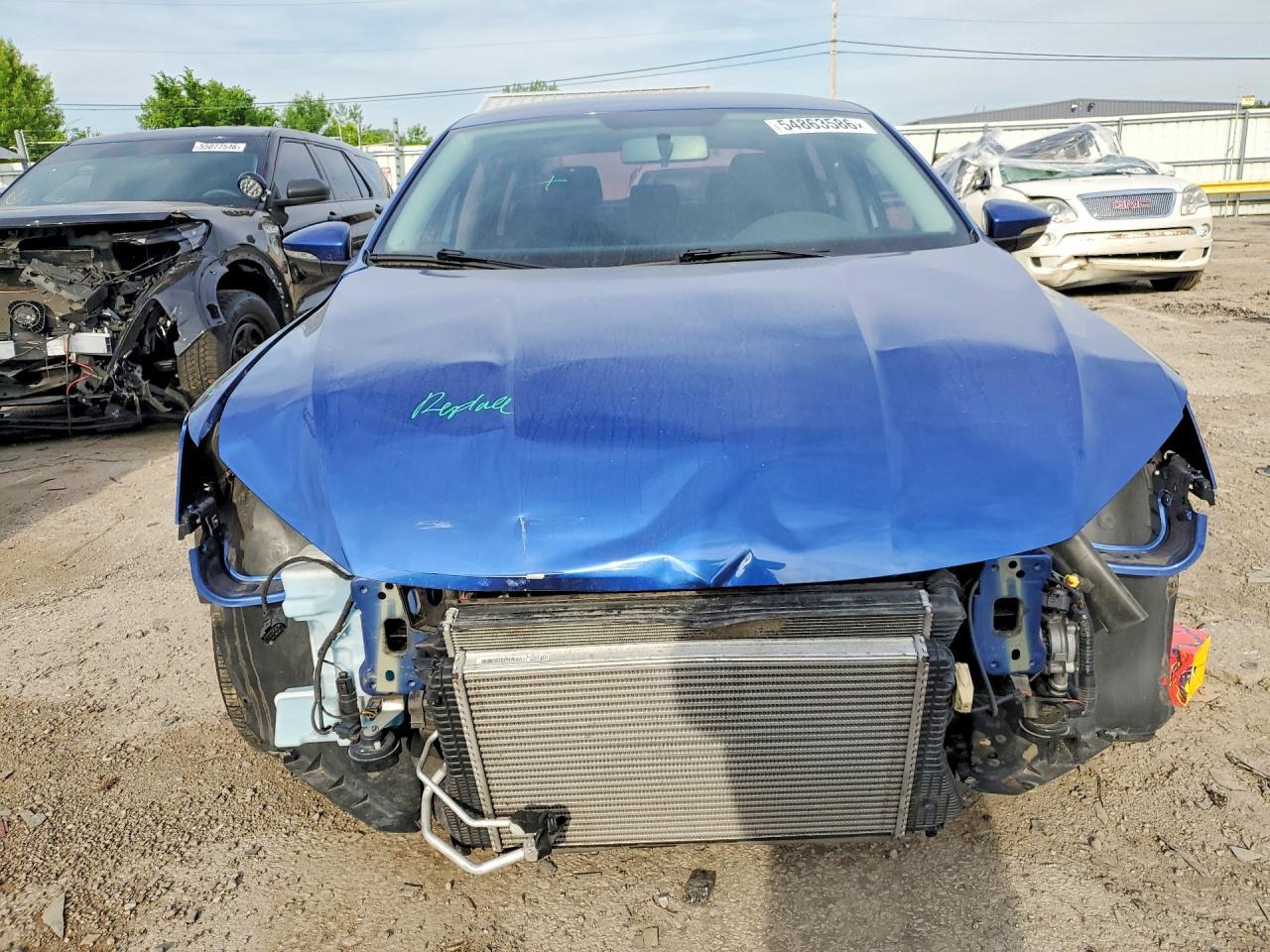 2017 Volkswagen Passat S - Фото 5
