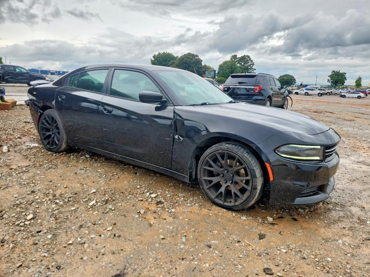 2017 Dodge Charger Se - Image 4