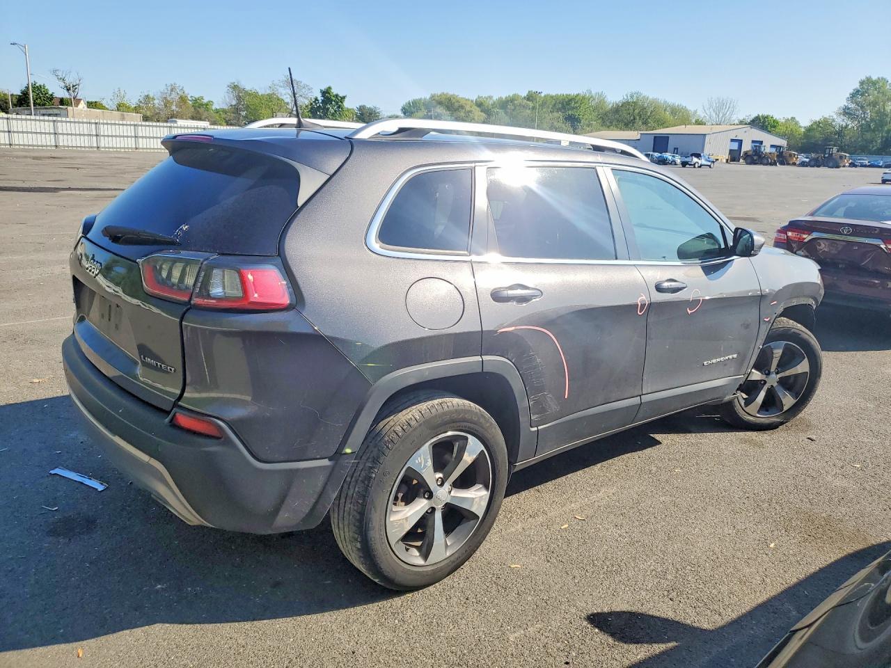 2019 Jeep Cherokee Limited - Фото 3