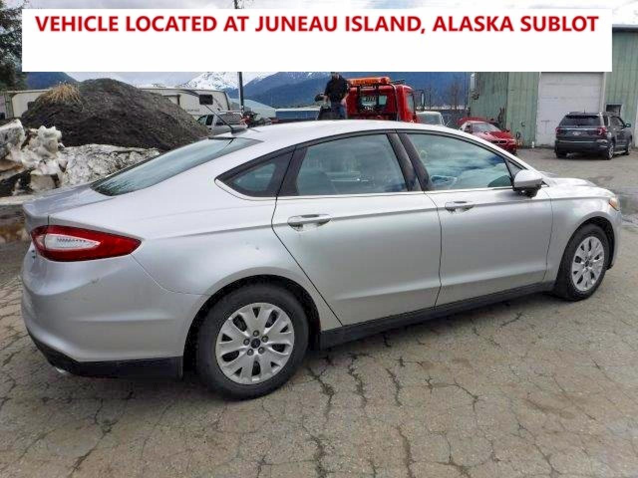 2014 Ford Fusion S - Фото 3