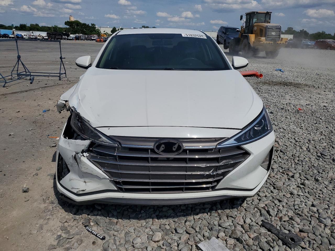 2019 Hyundai Elantra Se - Фото 5