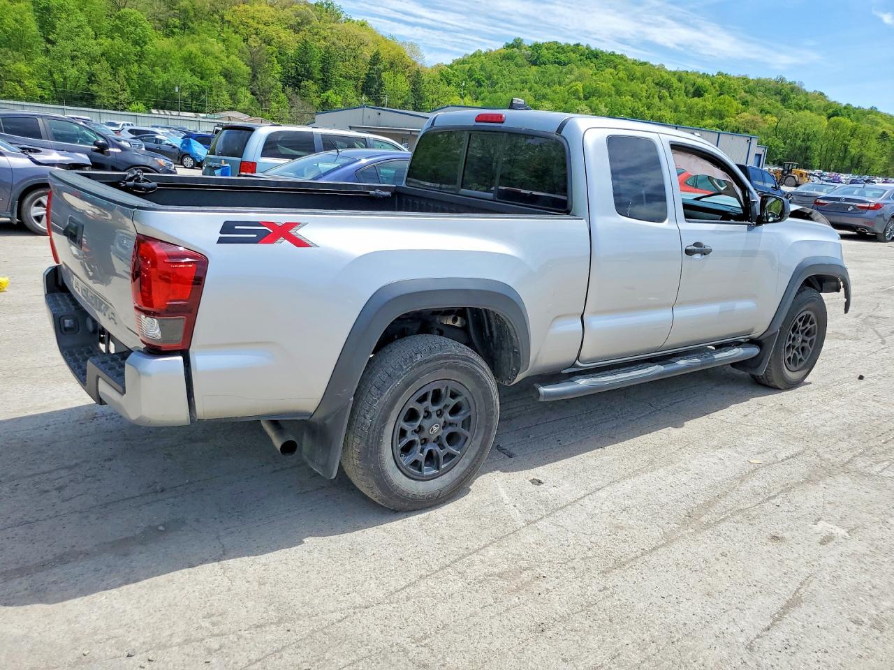 2022 Toyota Tacoma Sr - Фото 3