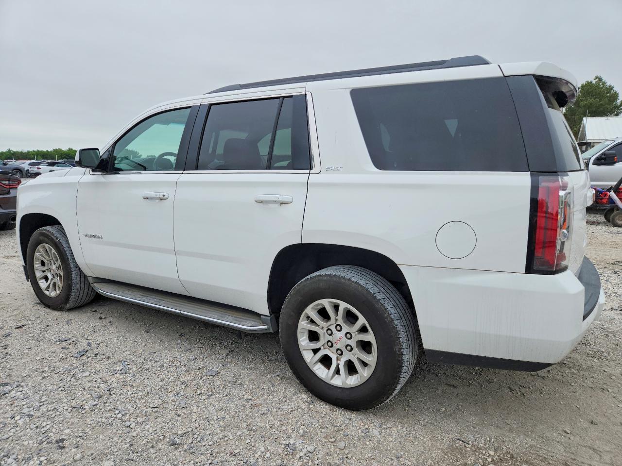 2015 GMC Yukon Slt - Фото 2