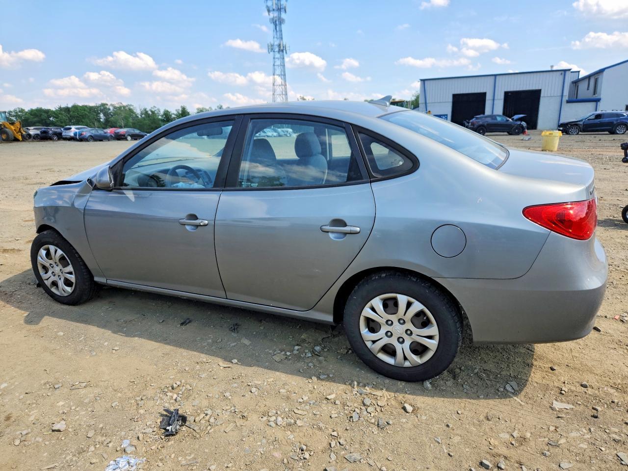 2010 Hyundai Elantra Gls - Фото 2