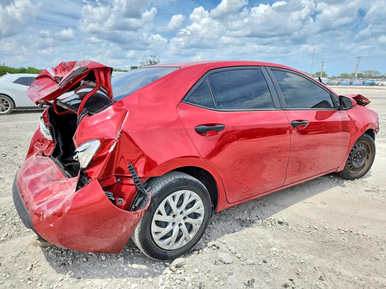 2016 Toyota Corolla Le - Фото 3