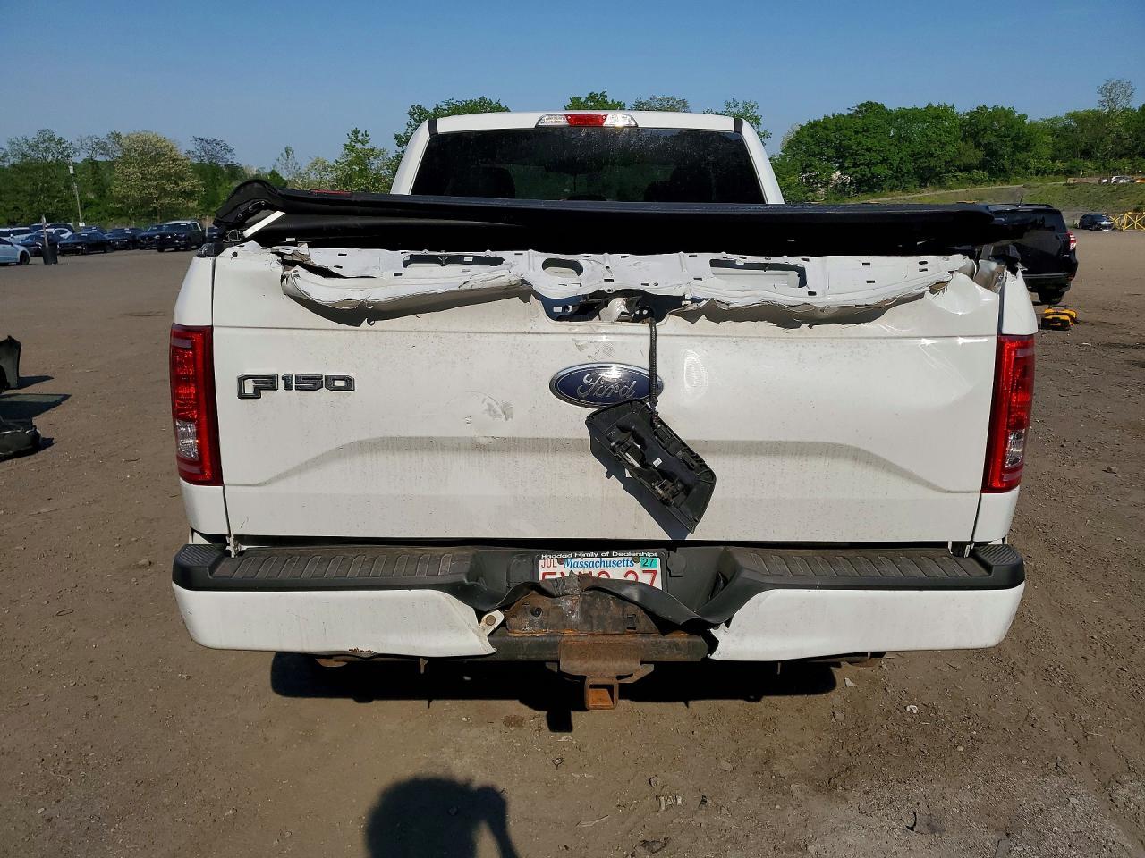 2017 Ford F150 Super Cab - Image 6