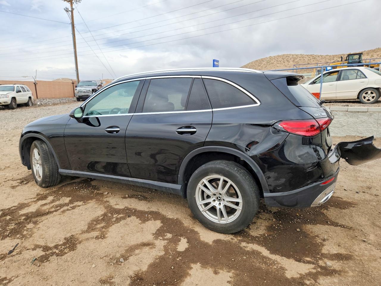 2023 Mercedes-Benz Glc 300 4Matic - Image 2