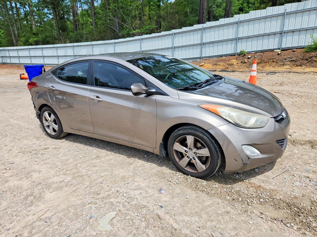 2013 Hyundai Elantra Gls - Image 4