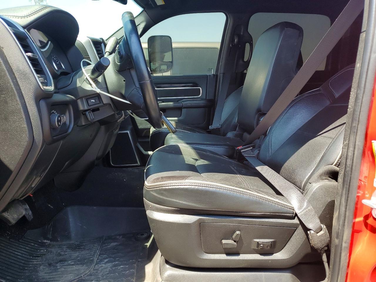 2022 Ram 2500 Laramie - Фото 7
